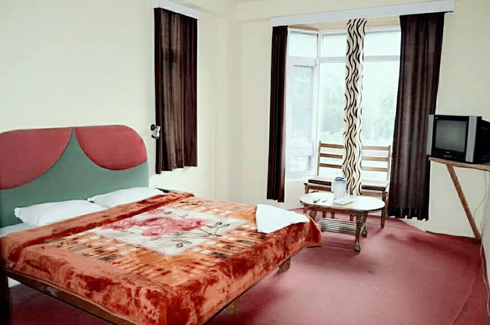 Hotel Rajdoot Шимла Экстерьер фото